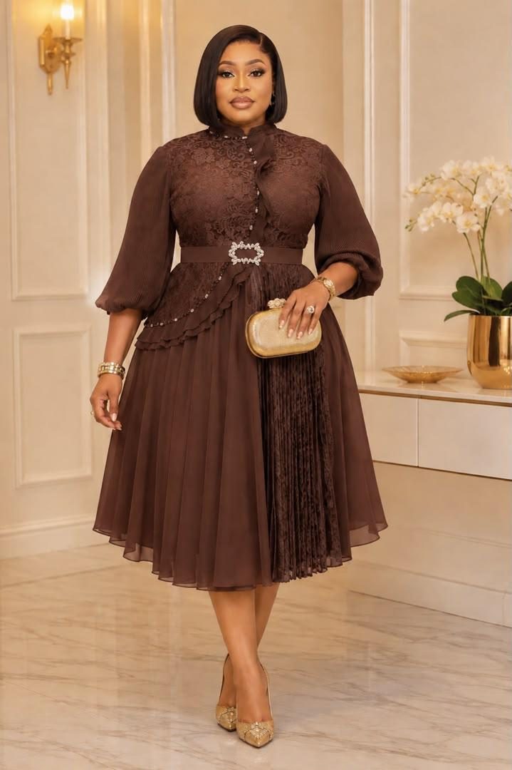 Elegant Lace & Chiffon Midi Dress